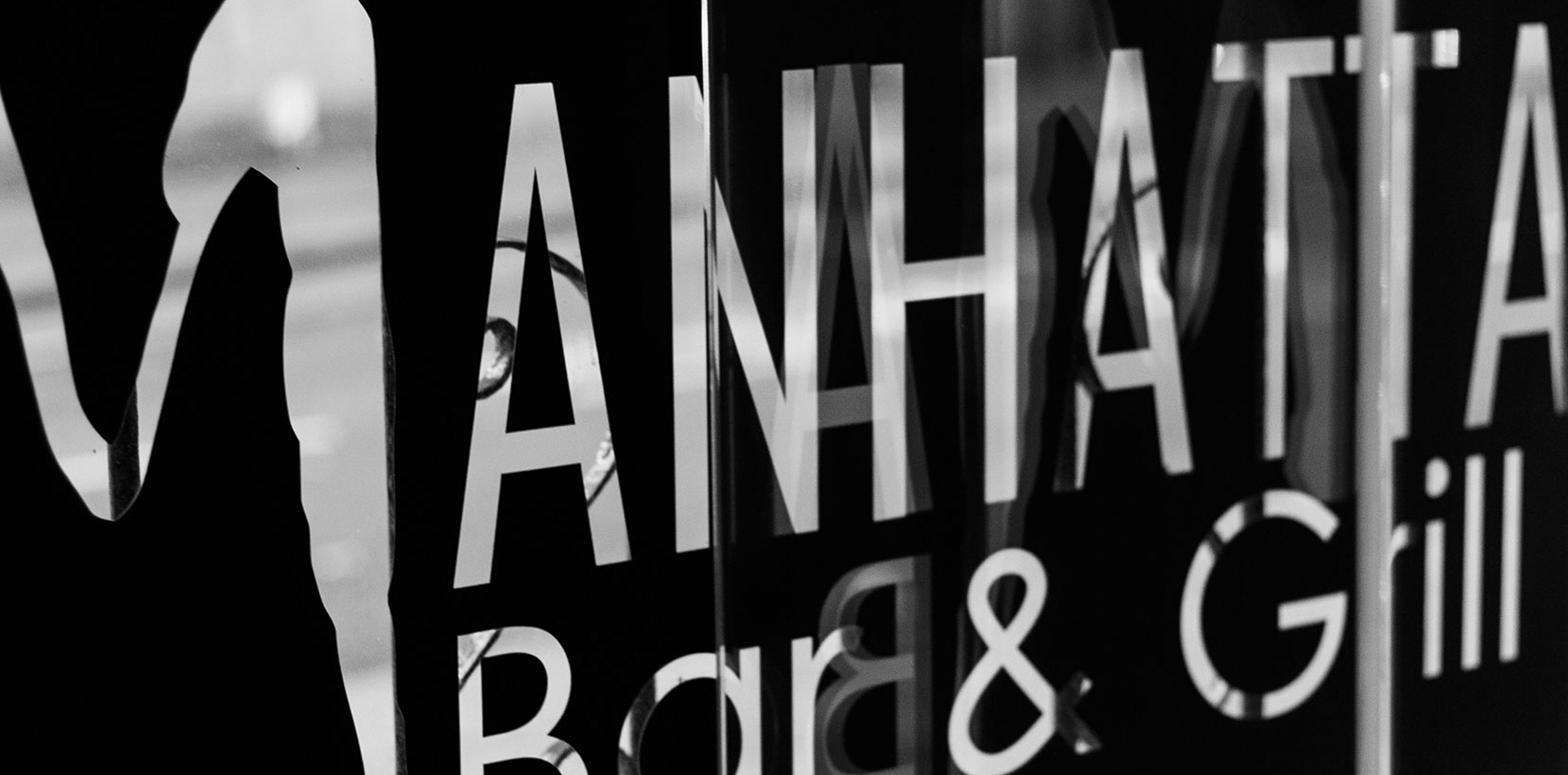 Manhattan Bar & Grill